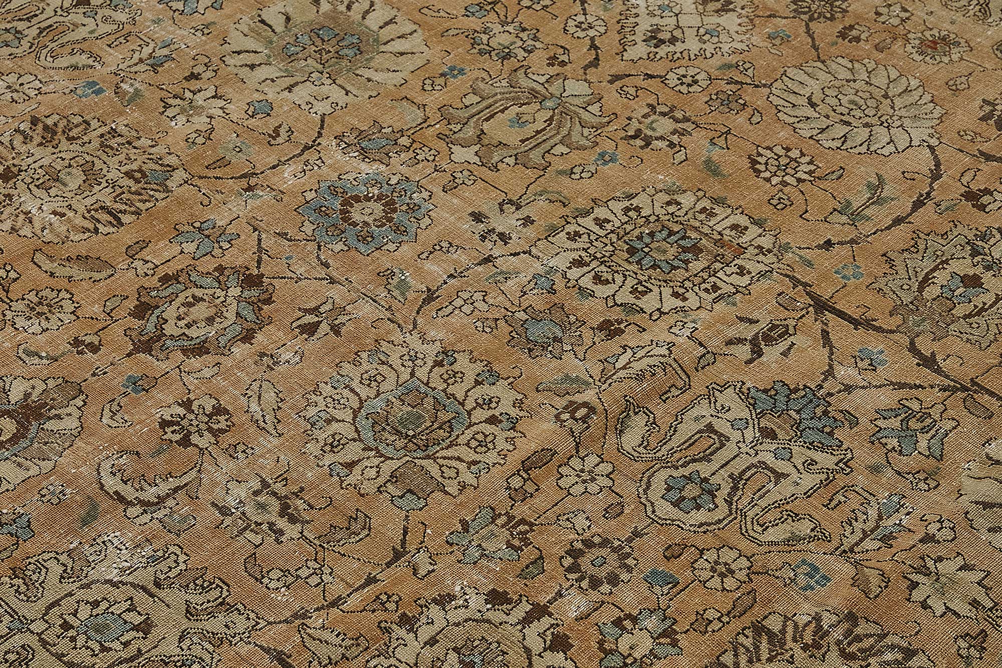 Beige Persian Antique — 3.80 x 4.88