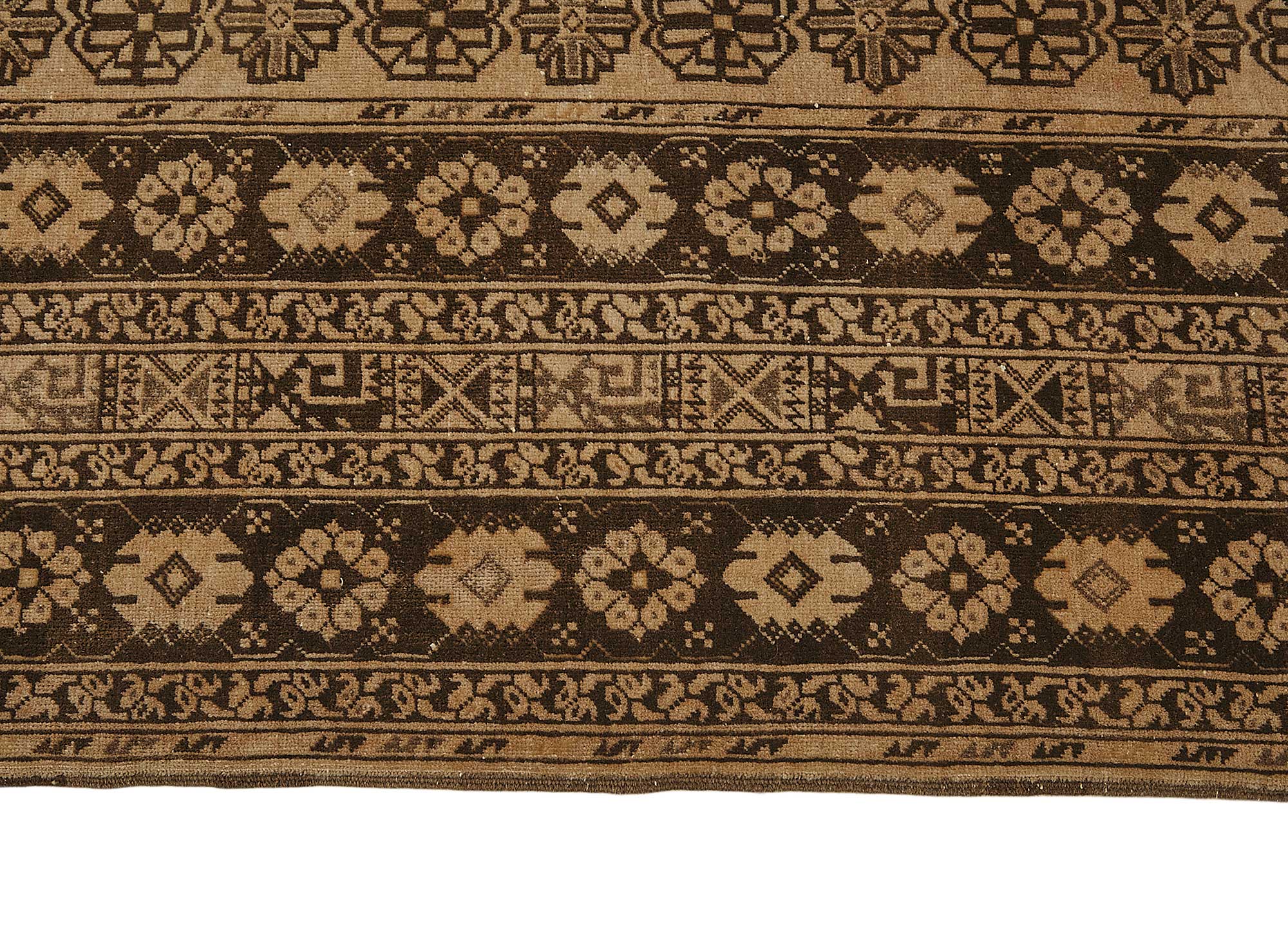 Wheat Persian — 1.50 x 2.57