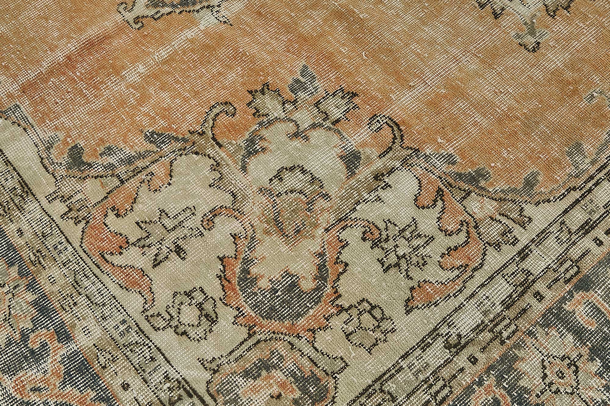 Alabaster Persian — 2.35 x 3.50