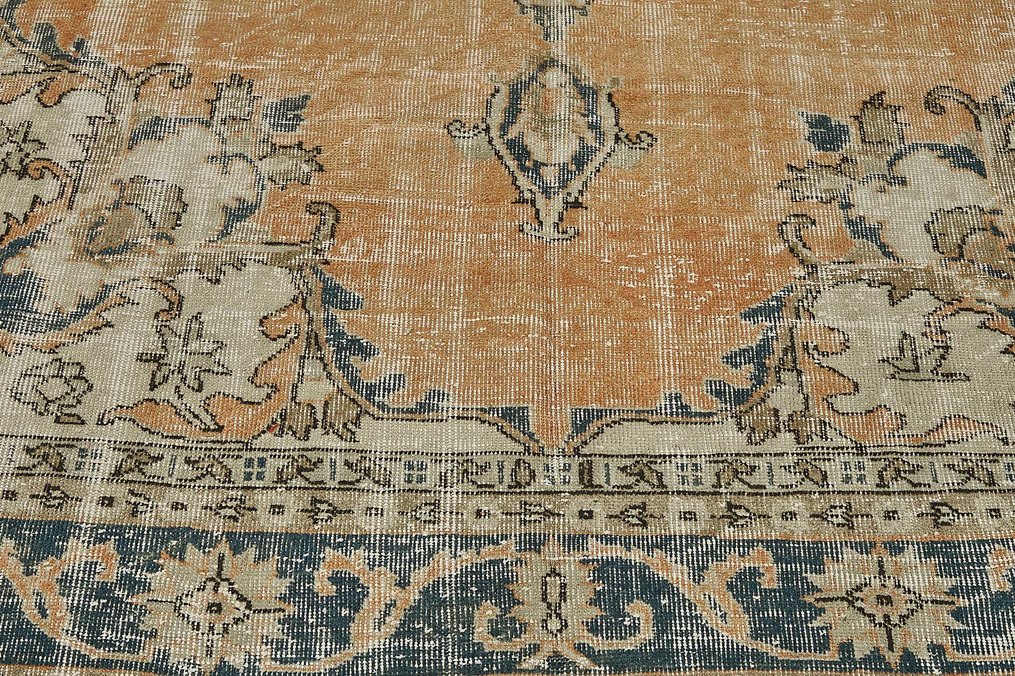 Alabaster Persian — 2.35 x 3.50