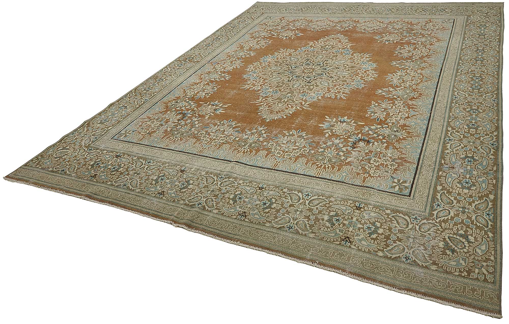 Sand Persian — 2.75 x 3.78