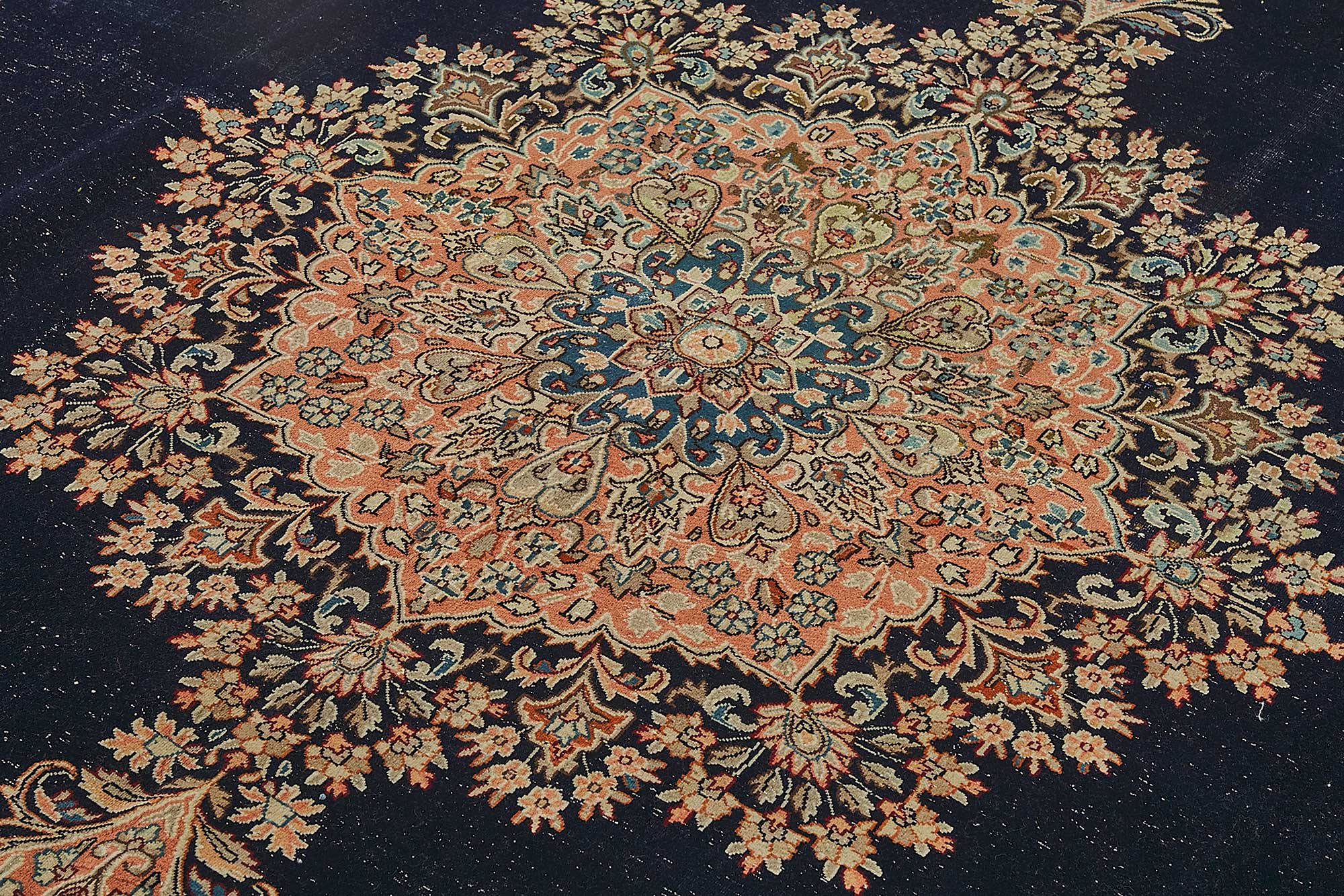 Pearl Persian — 2.66 x 3.55