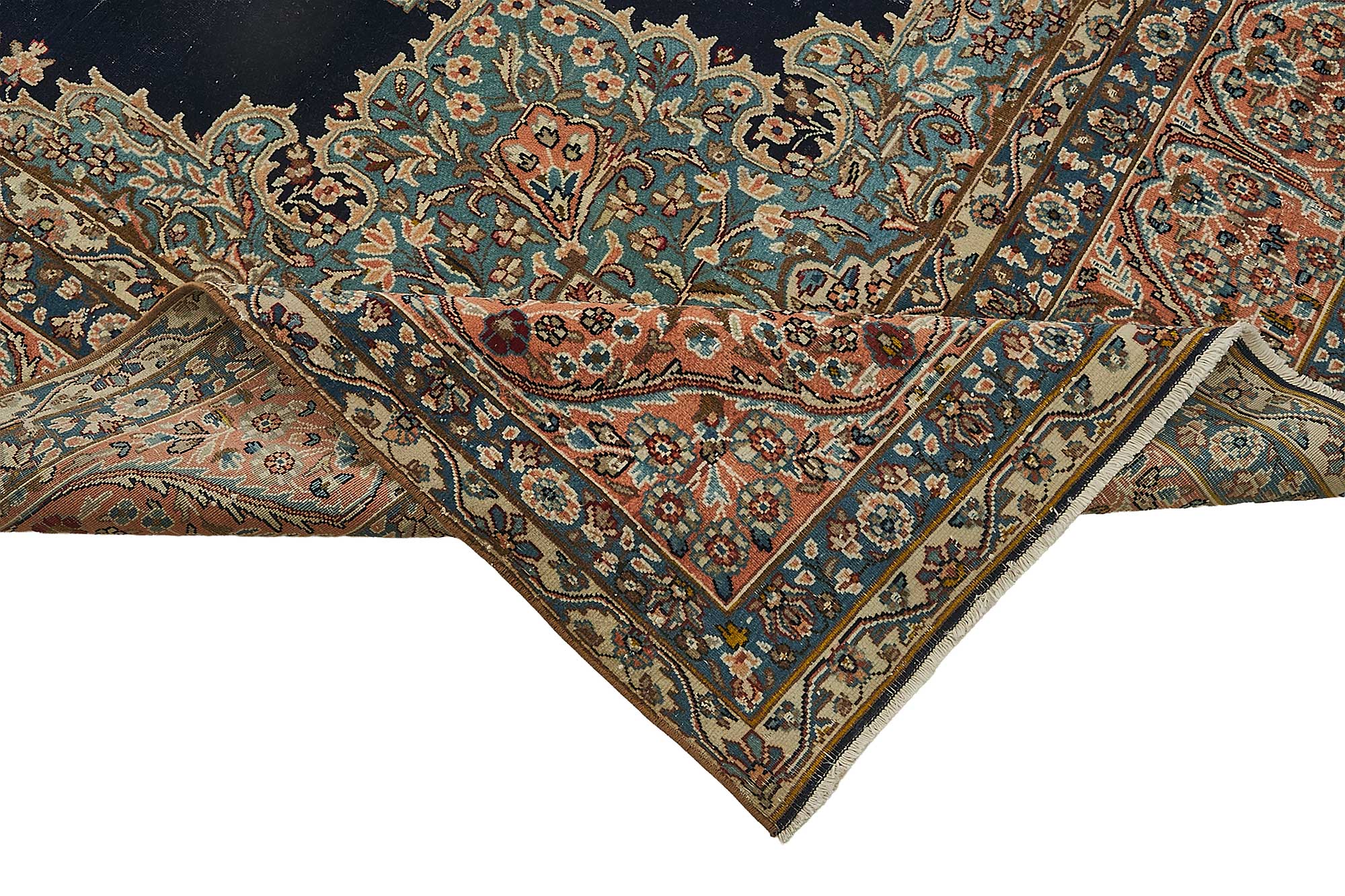 Pearl Persian — 2.66 x 3.55