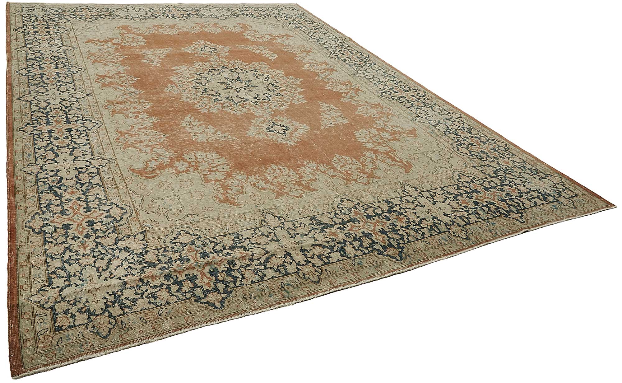 Bisque Persian — 2.98 x 4.06