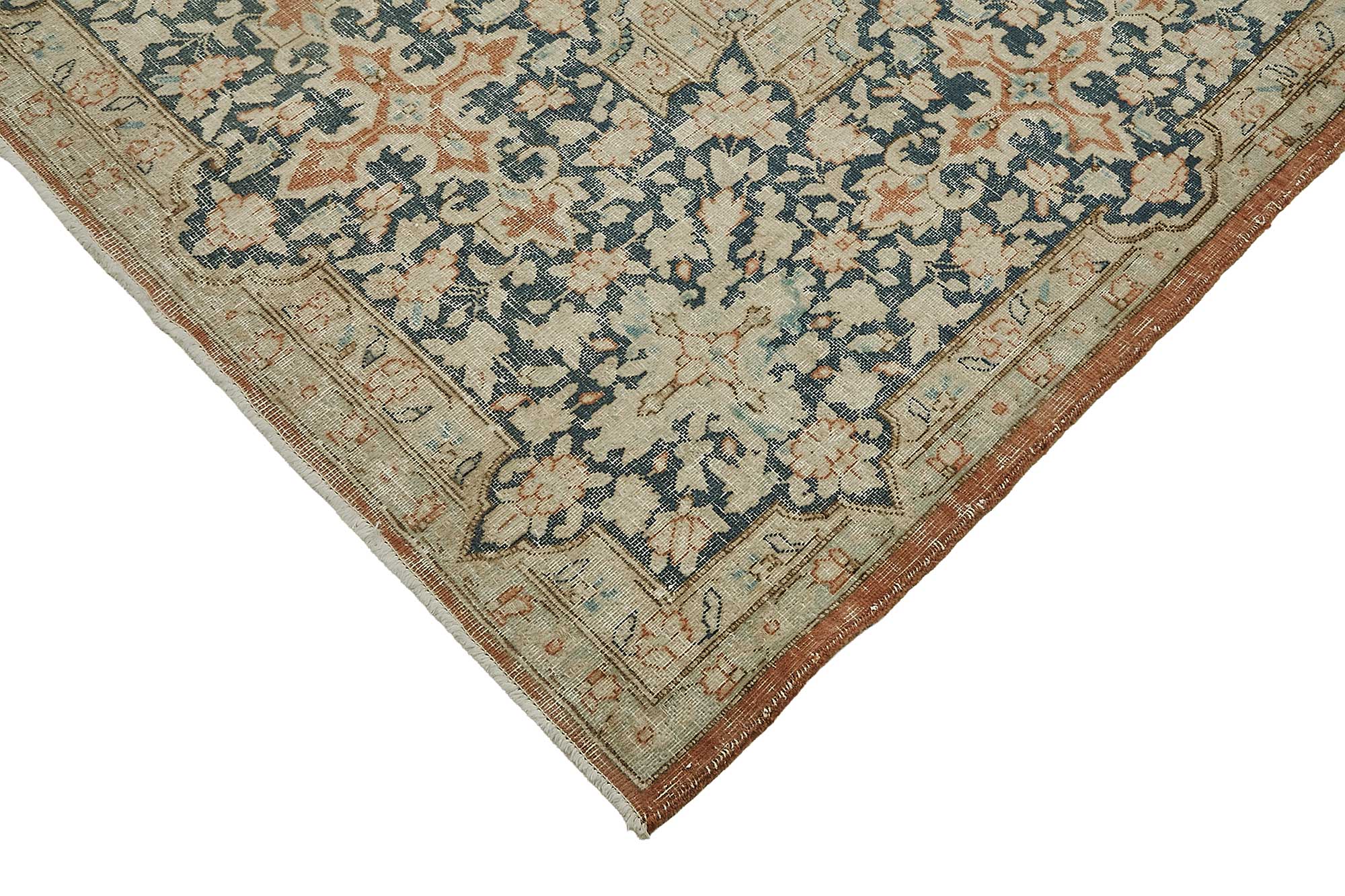 Bisque Persian — 2.98 x 4.06