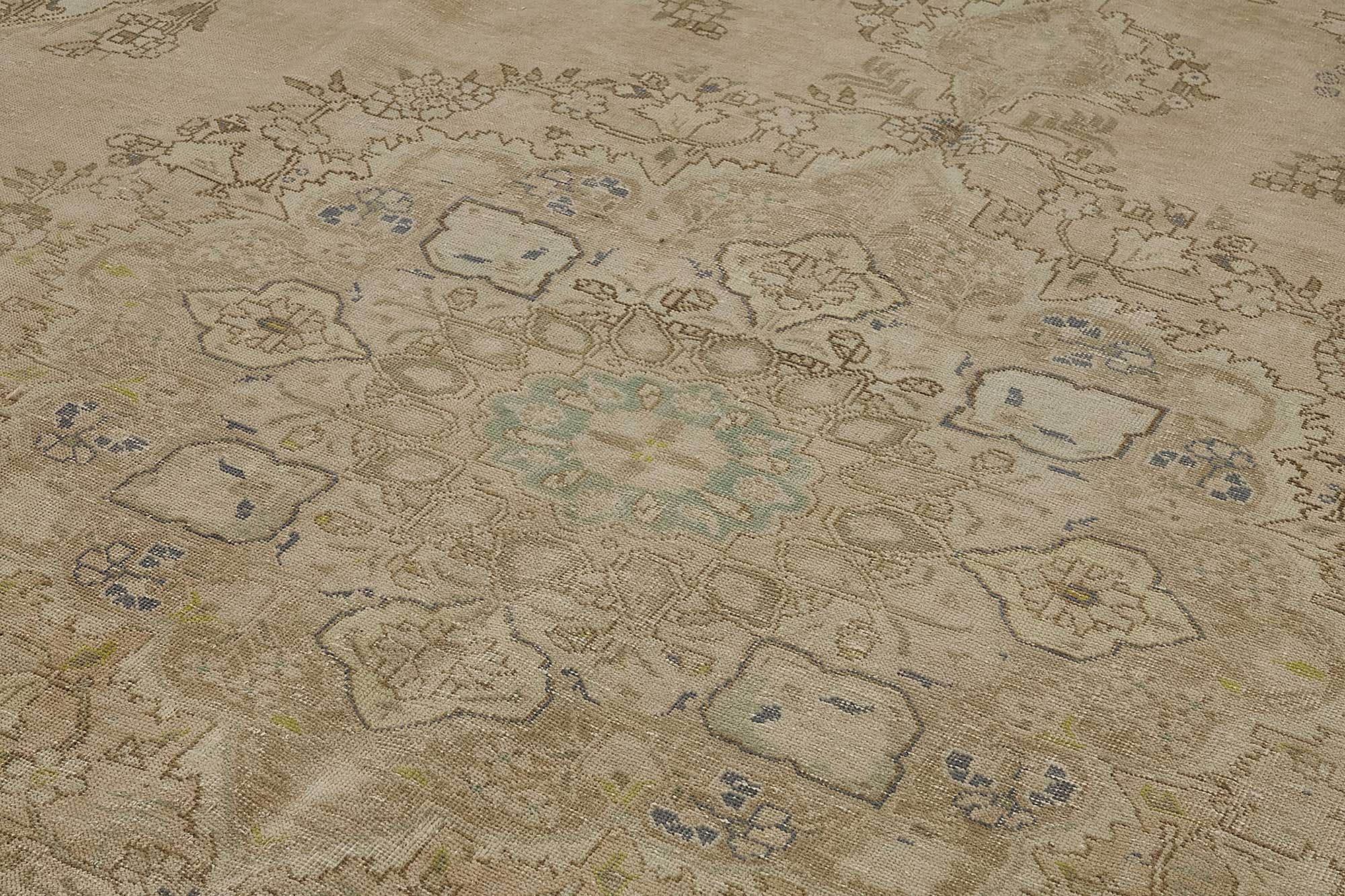 Parchment Persian — 2.92 x 3.76