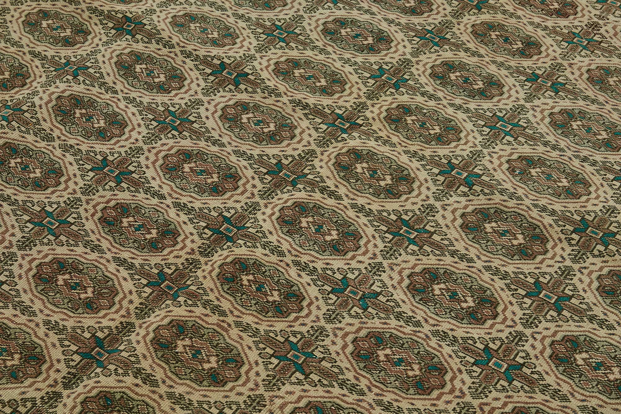 Alabaster Persian — 2.46 x 3.57