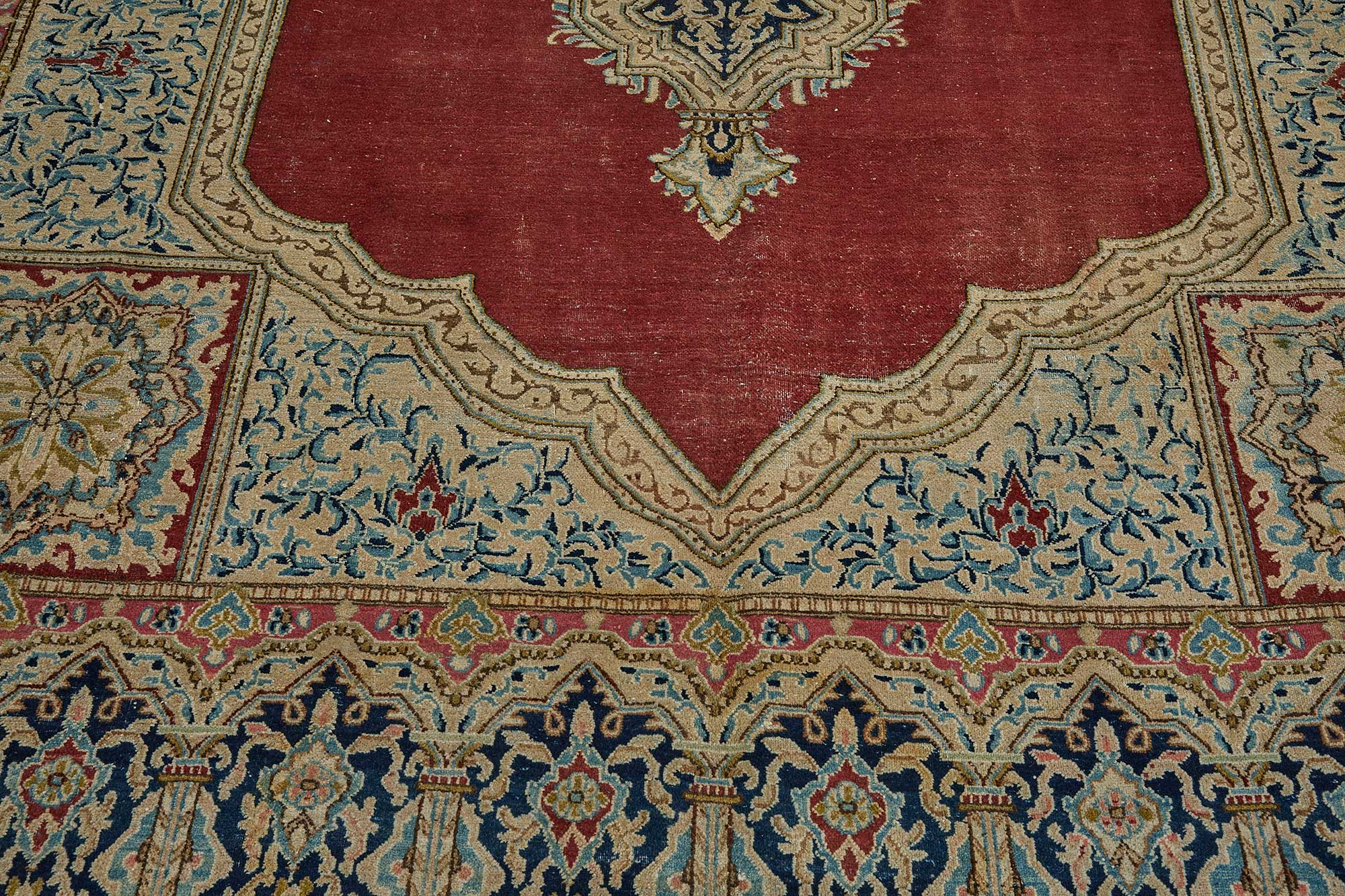Linen Persian — 2.58 x 3.69