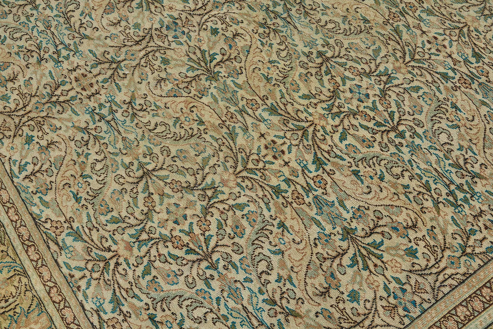 Bisque Persian — 2.45 x 3.70