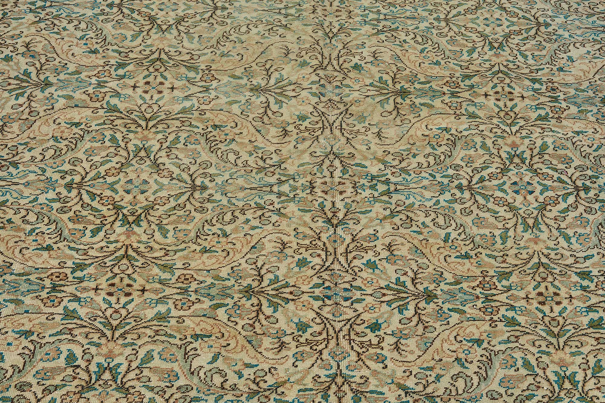 Bisque Persian — 2.45 x 3.70