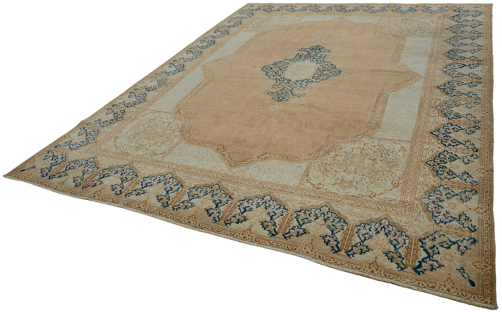 Ivory Persian — 2.84 x 3.90