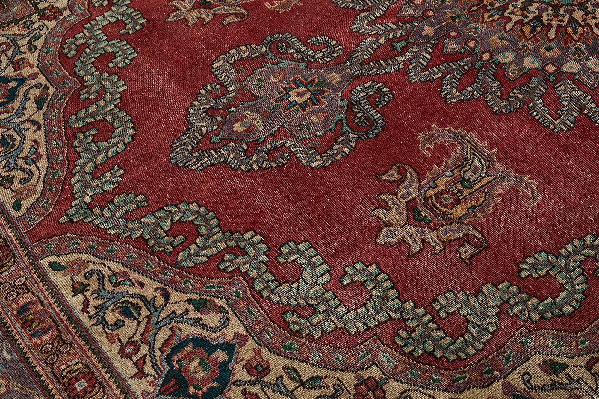Crimson Persian — 2.77 x 3.80