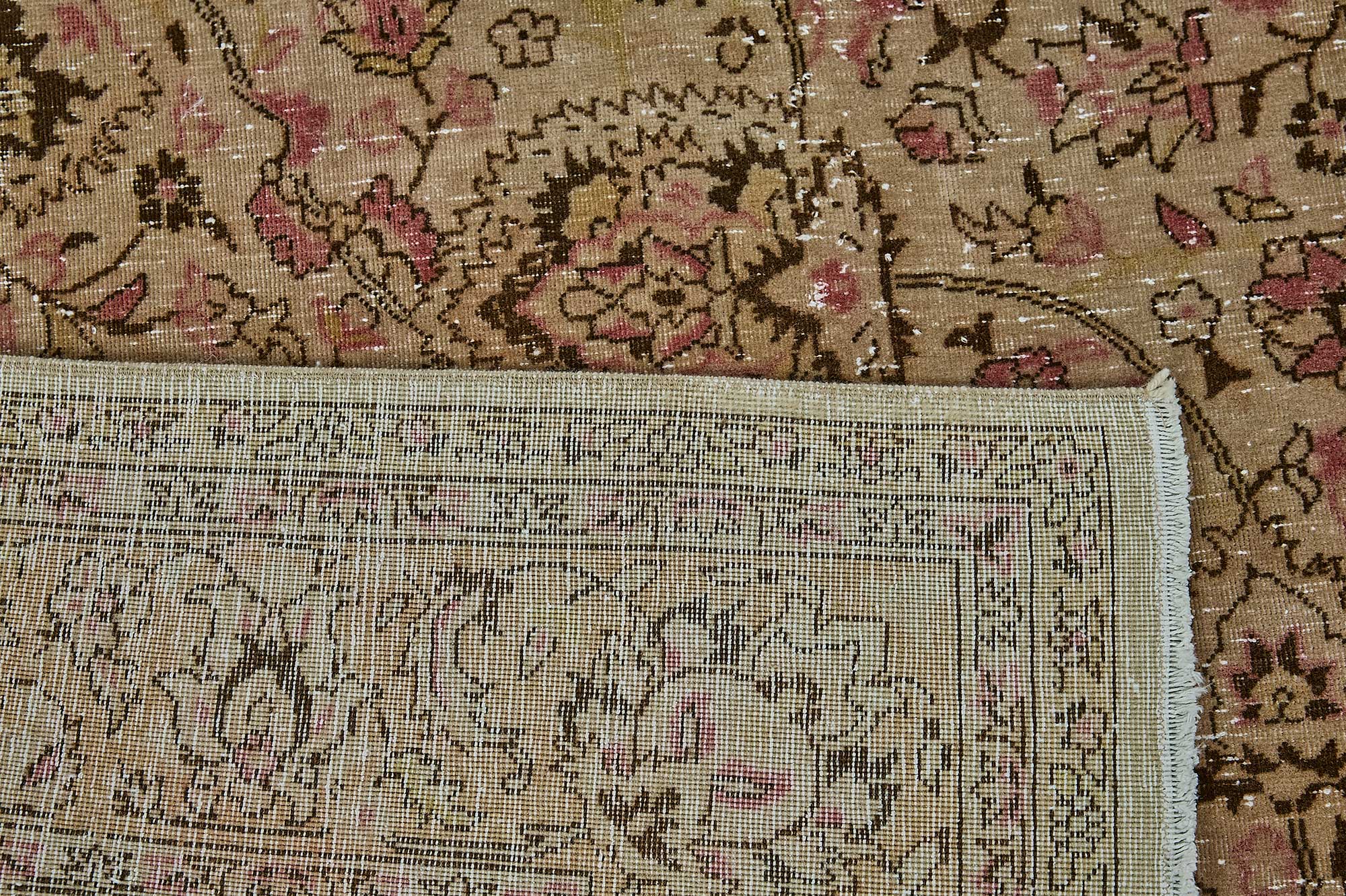 Alabaster Persian — 1.98 x 3.00