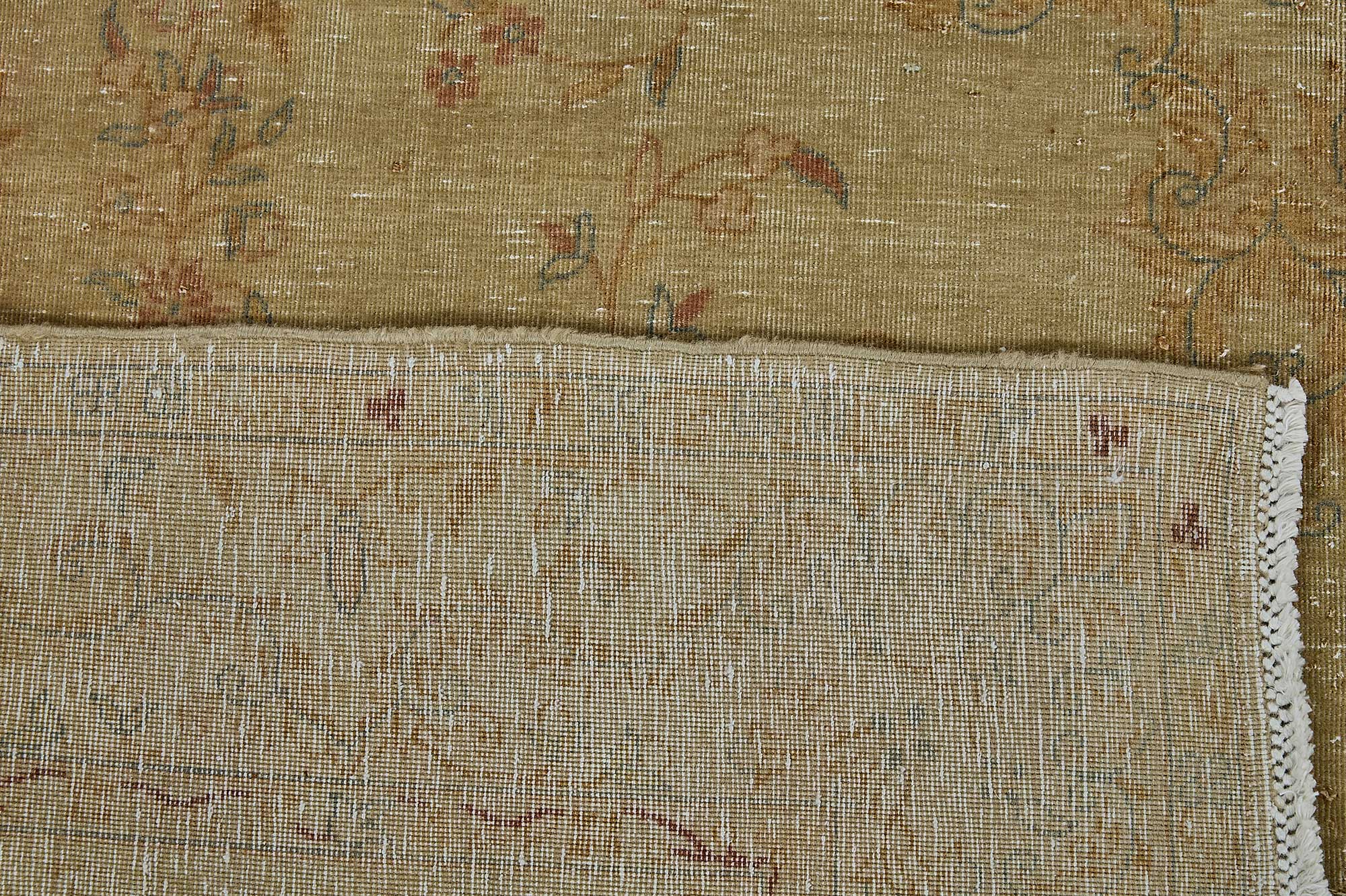 Bisque Persian — 1.68 x 2.63