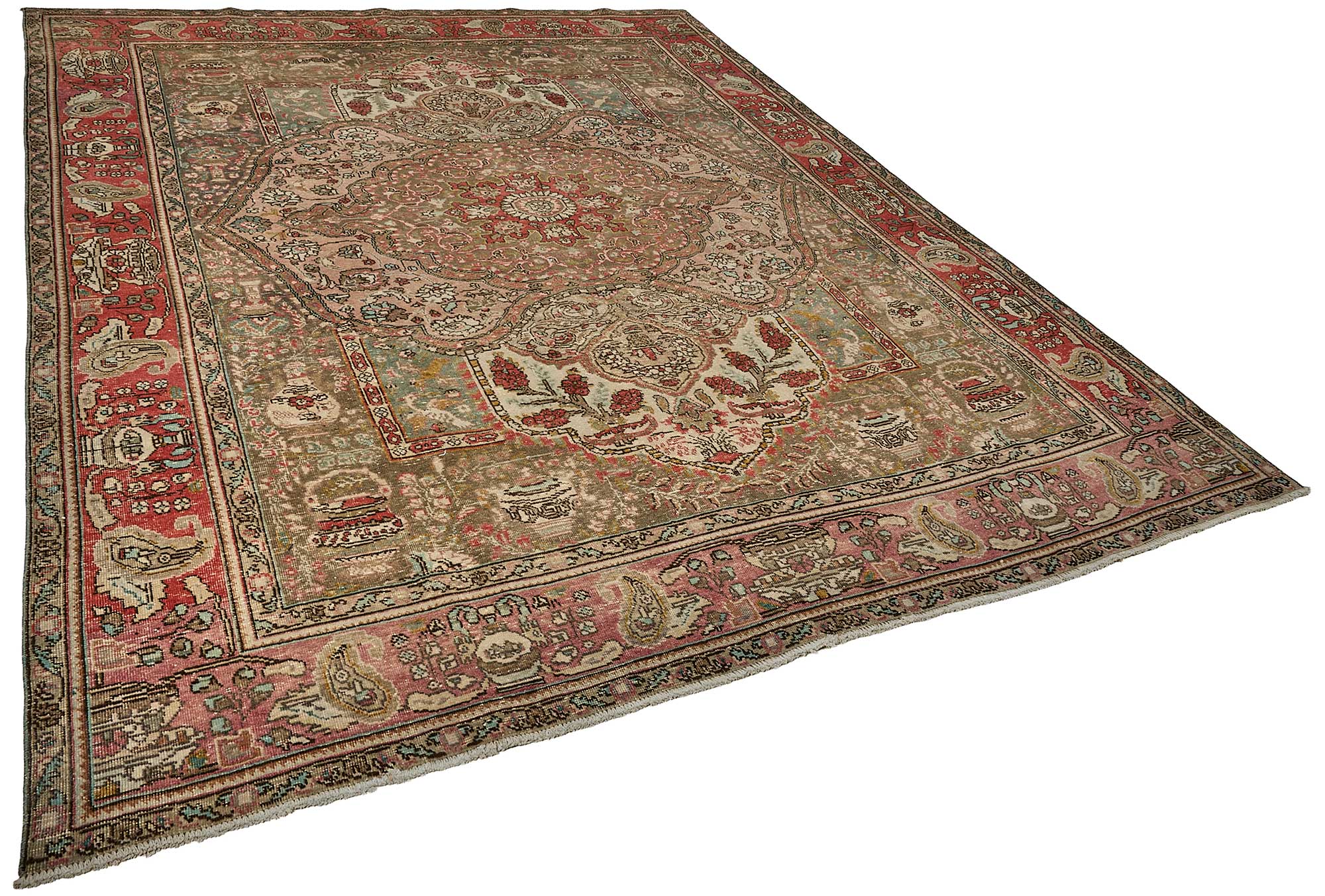 Pearl Persian — 2.48 x 3.30