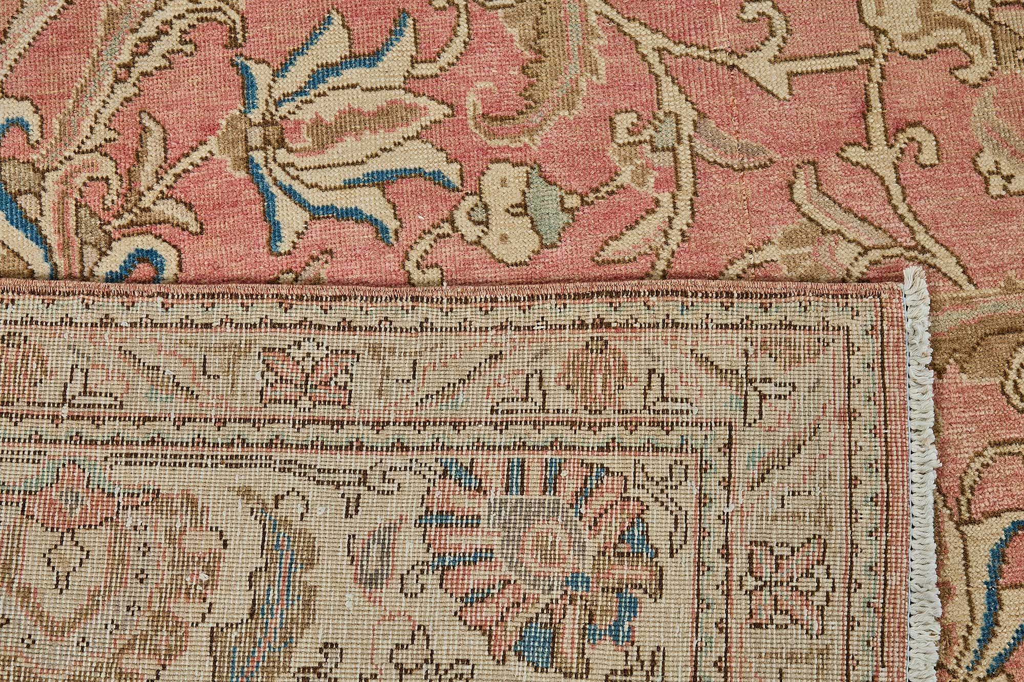 Alabaster Persian — 2.94 x 3.90