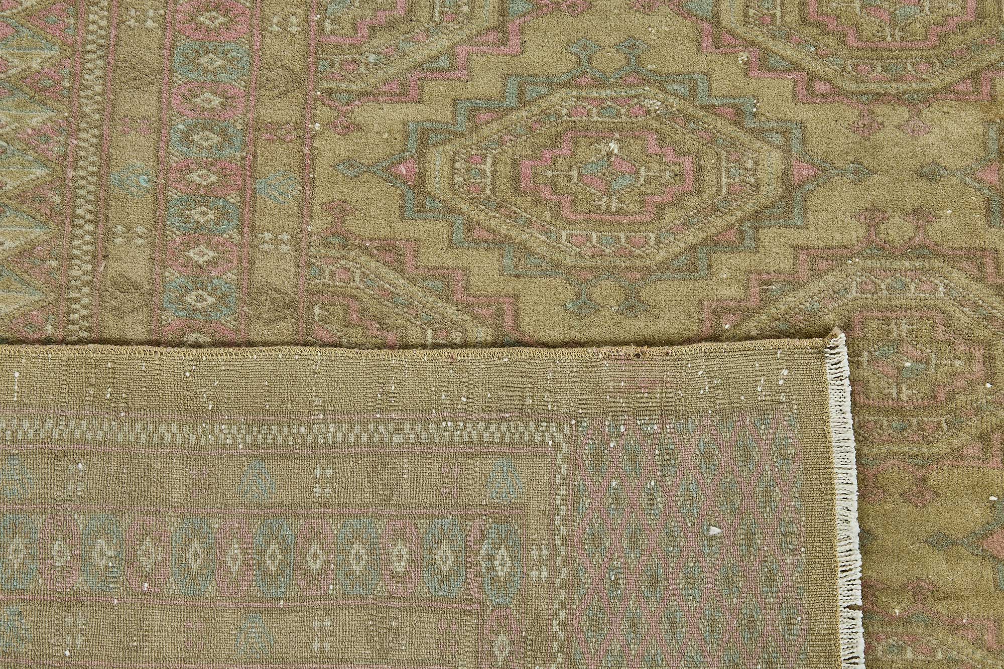 Alabaster Persian — 2.21 x 3.06