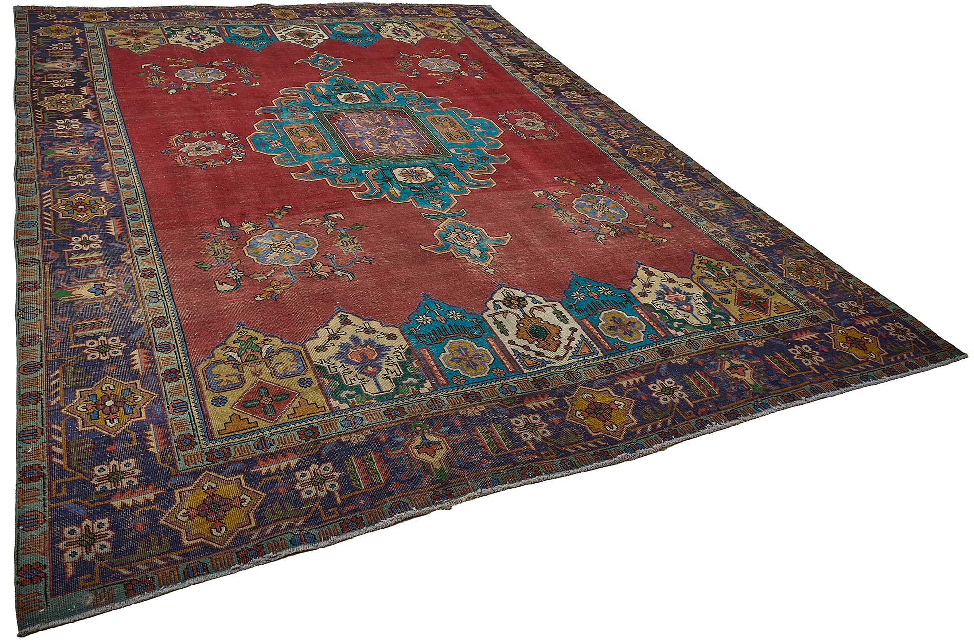 Scarlet Persian — 2.90 x 3.93