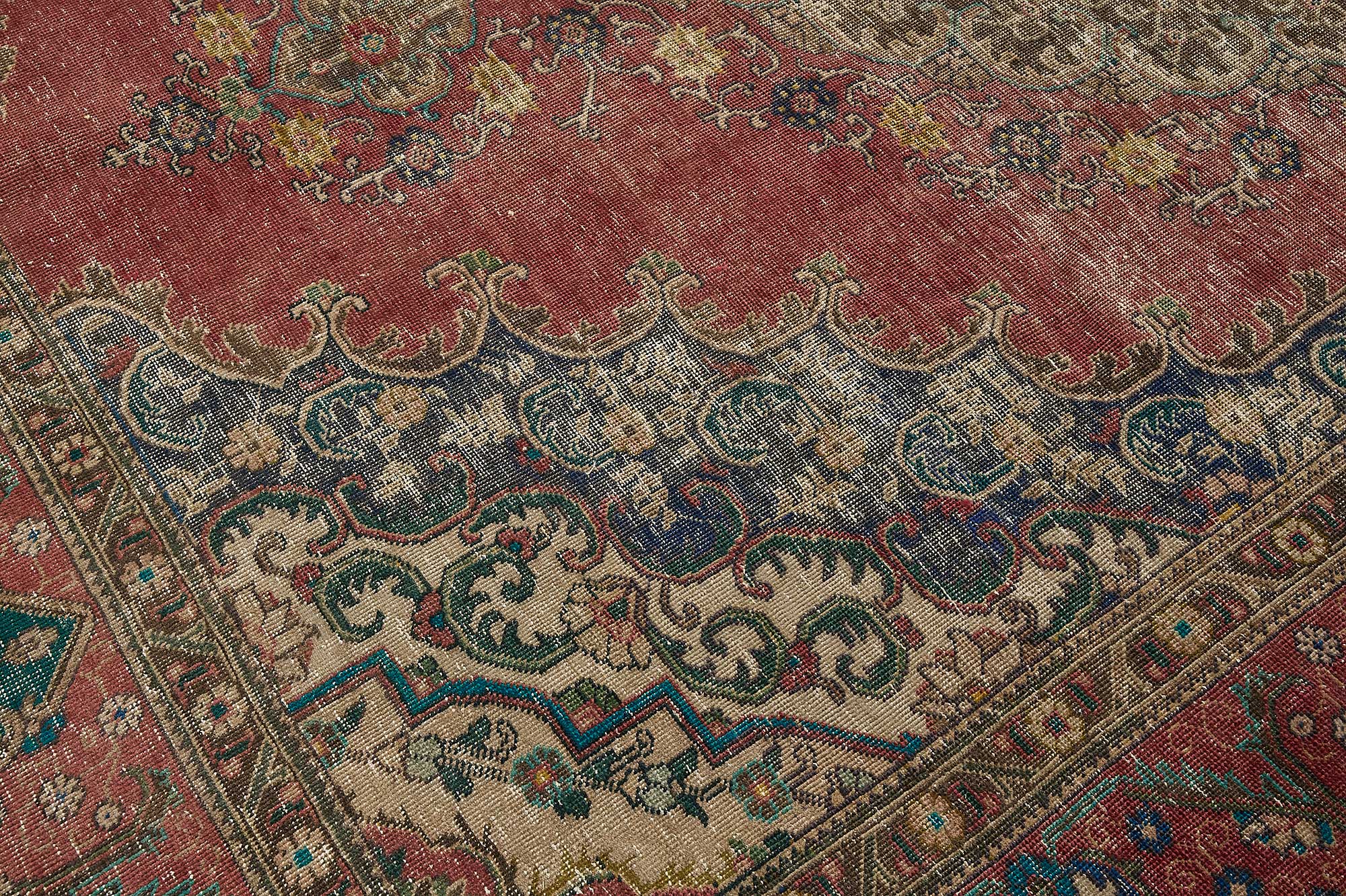 Wheat Persian — 3.00 x 3.91