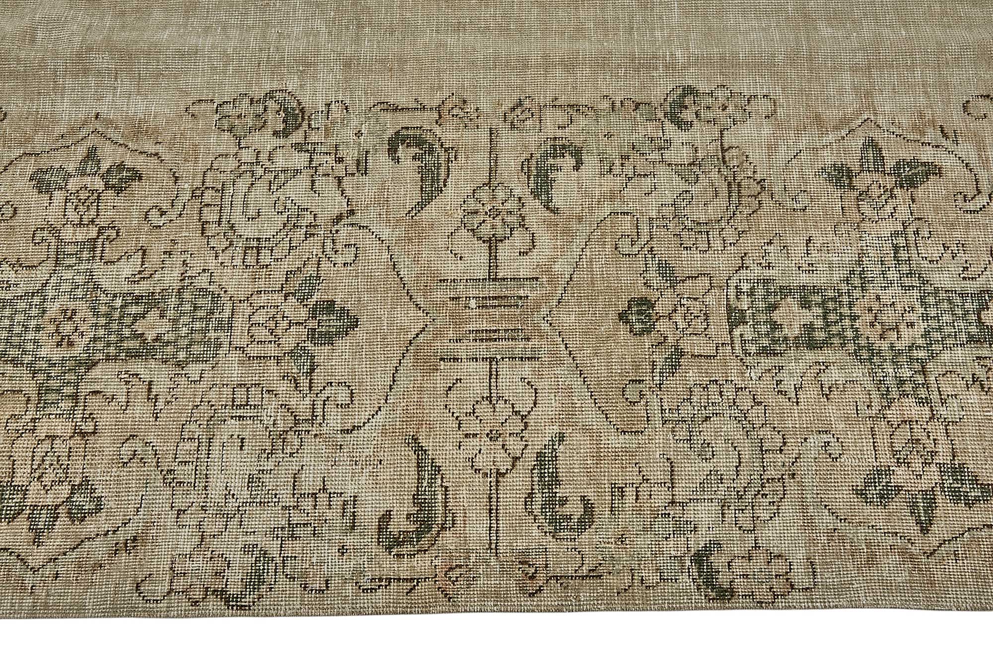Pearl Persian — 3.03 x 3.96