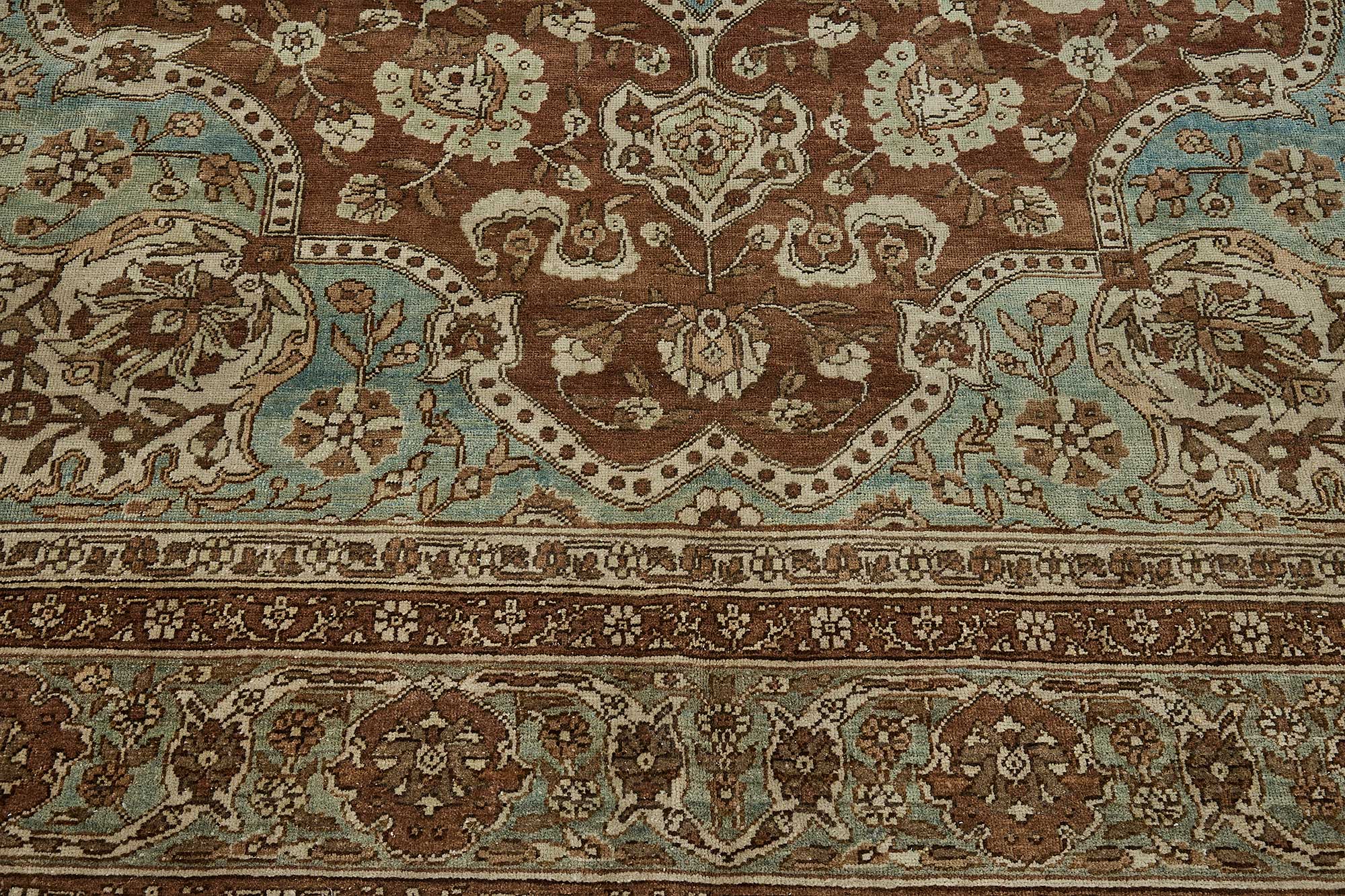Linen Persian — 2.55 x 3.48