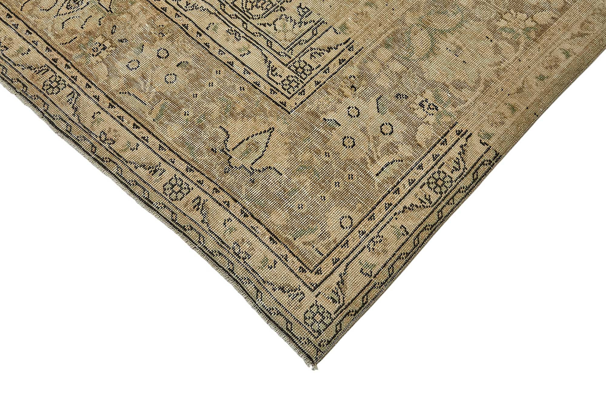 Sand Persian — 2.95 x 3.82