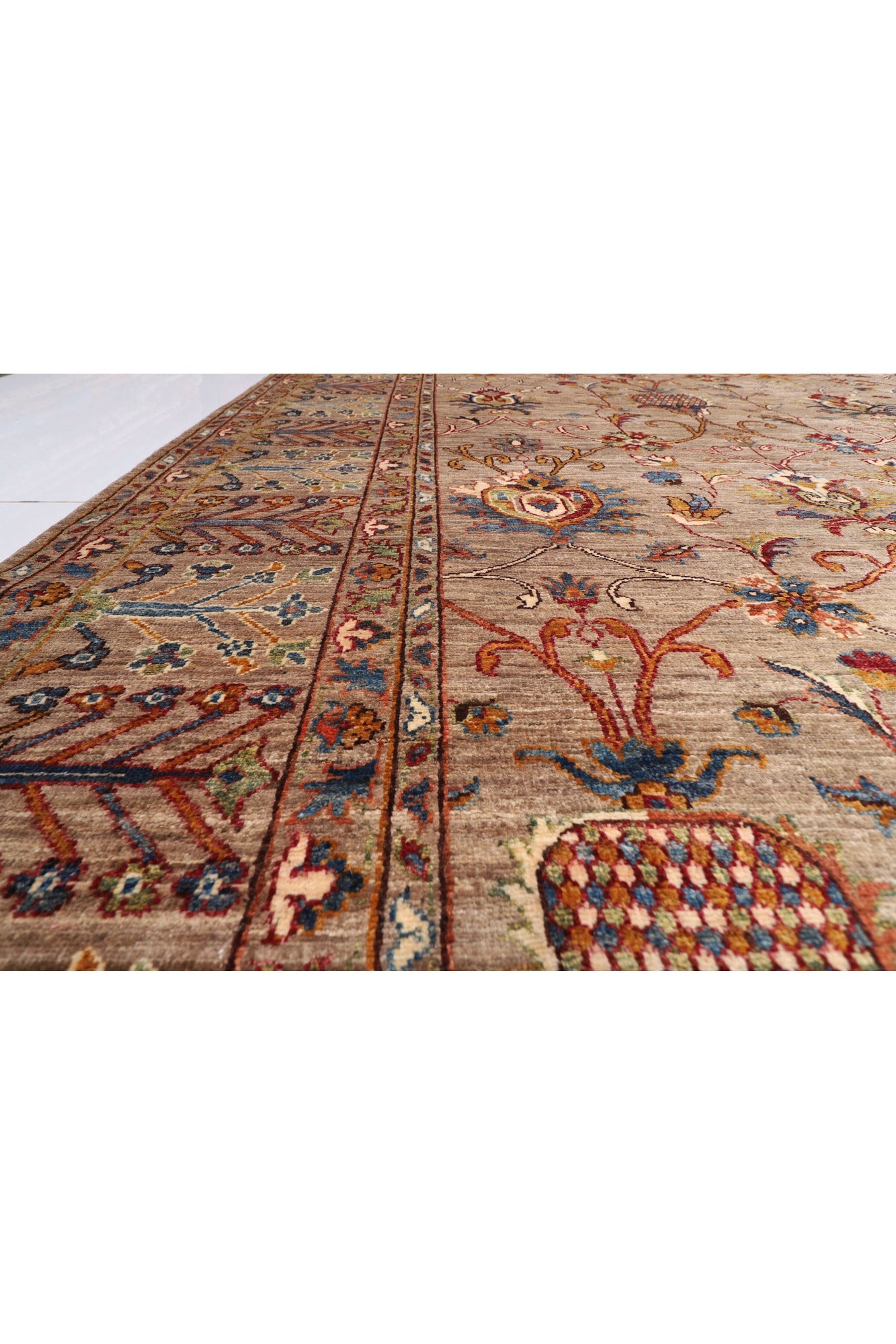 Handmade Suzani, very fine woven area rug Size: 275 x 365 cm, 9 x 12 ft