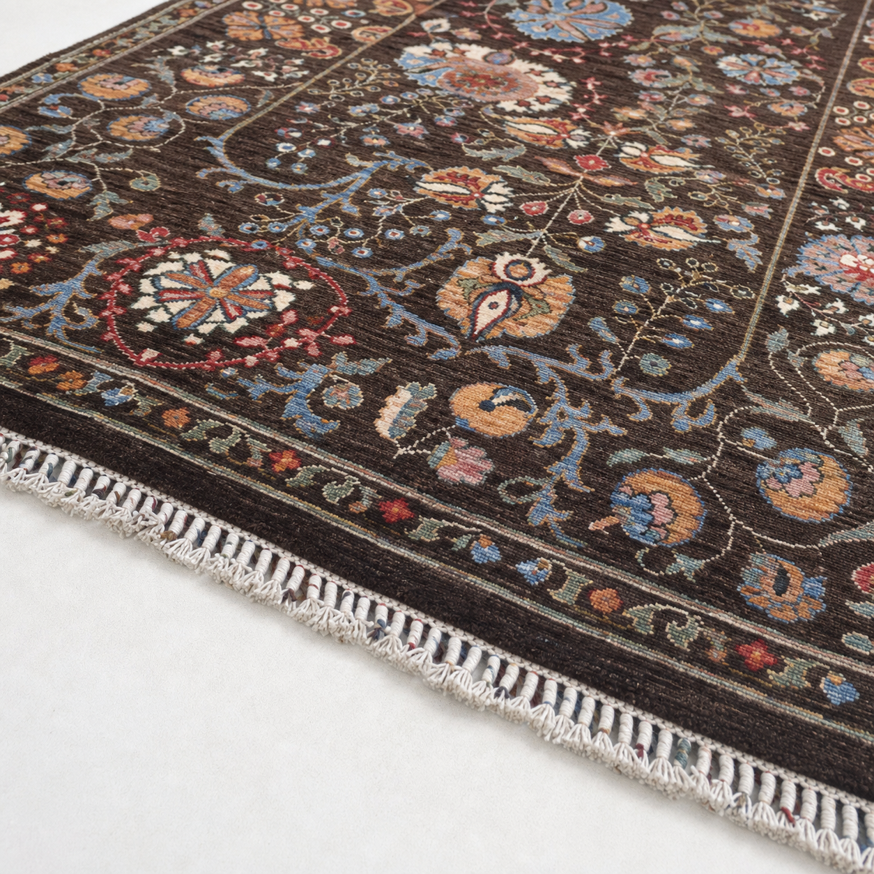 Anar-e-Mazar Afghan Ghazni wool rug, hand-knotted detail