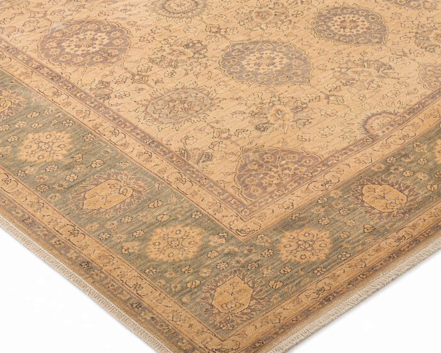 Gulzar-e-Bamyan Afghan Ghazni wool rug, hand-knotted detail