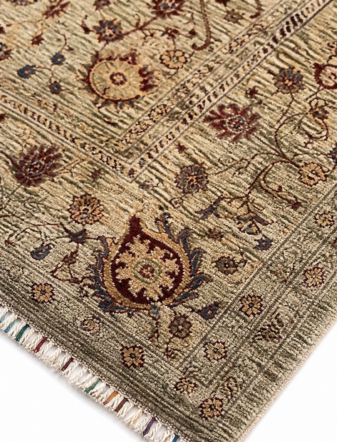 Payiz-e-Panjshir Afghan Ghazni wool rug, hand-knotted detail