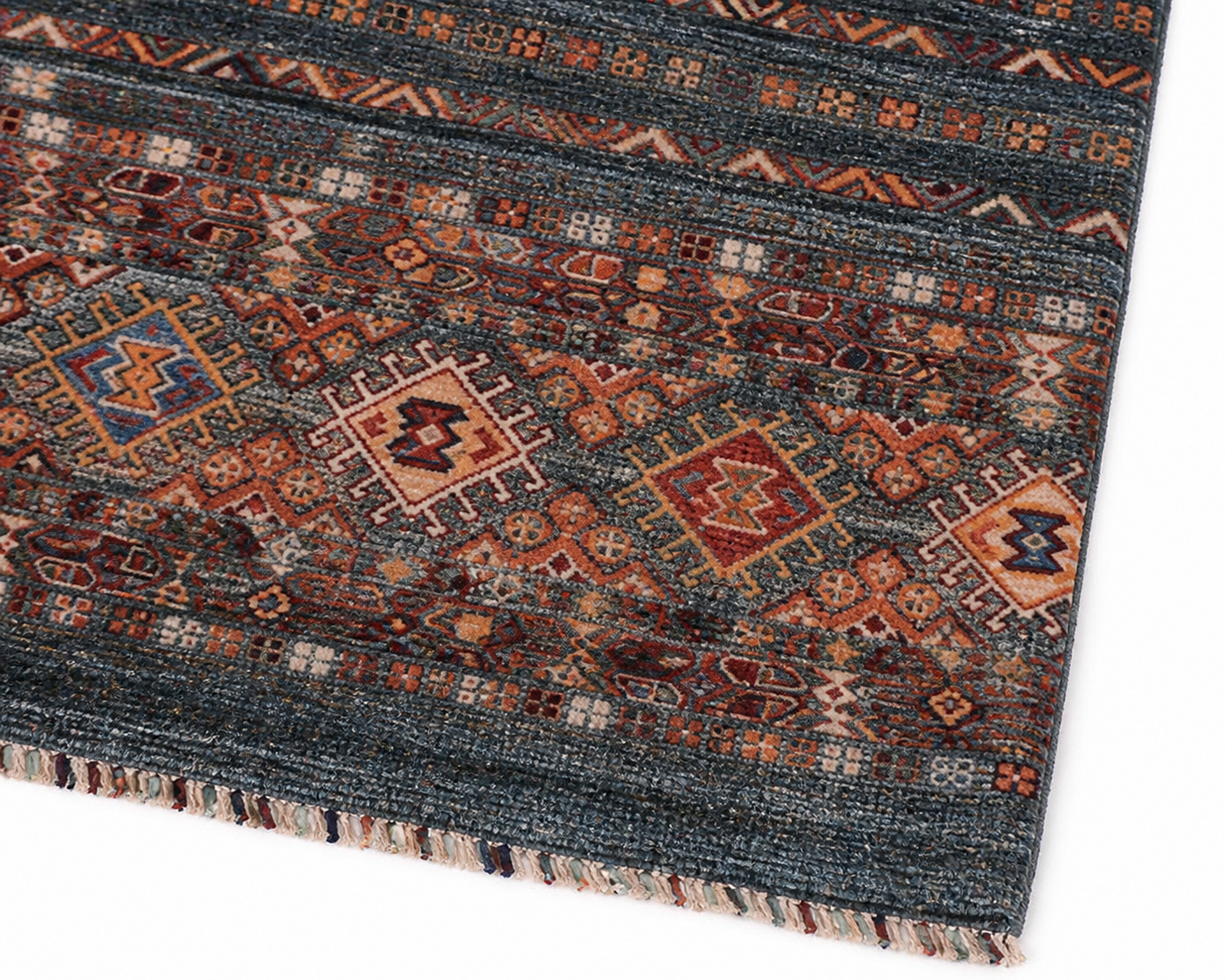 Dariya-e-Shab Afghan Ghazni wool rug, hand-knotted detail