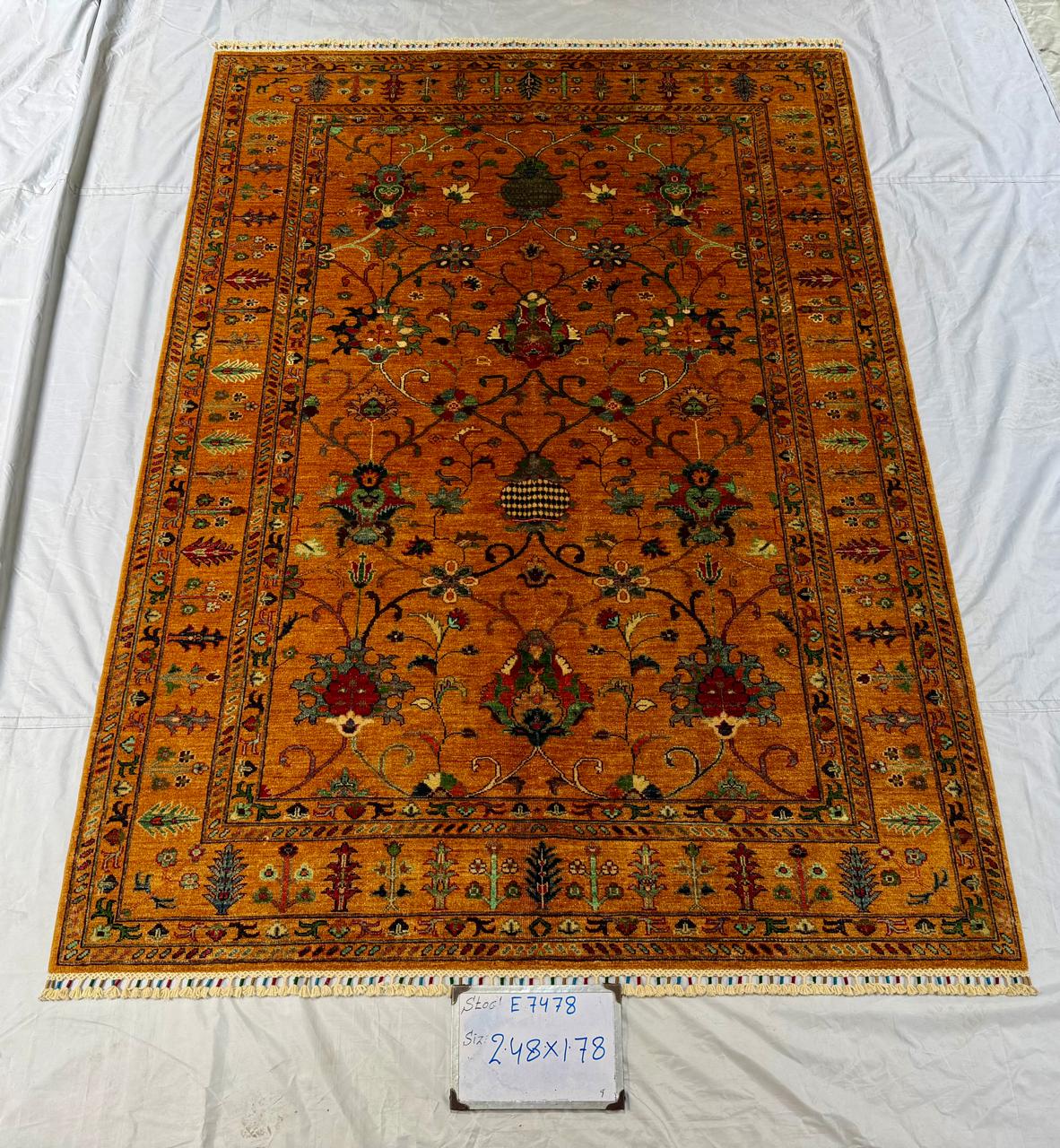 Zafran-e-Kandahar Afghan hand-knotted Ghazni wool rug, overhead view
