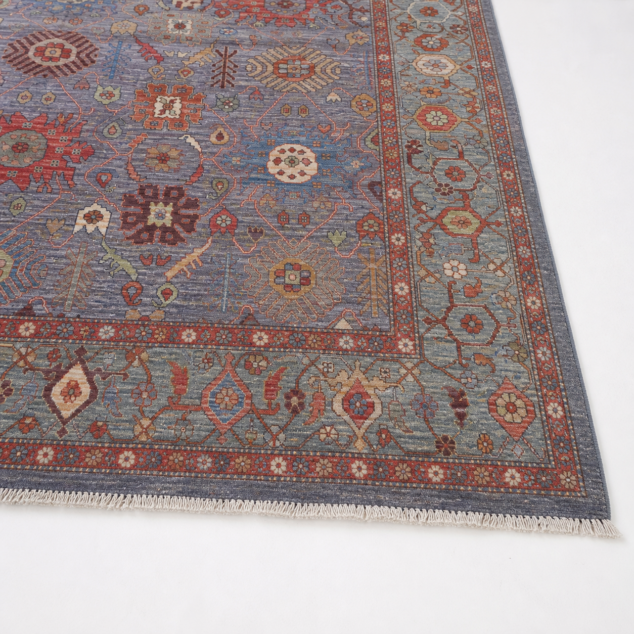 Meh-e-Hazarajat Afghan Ghazni wool rug, hand-knotted detail