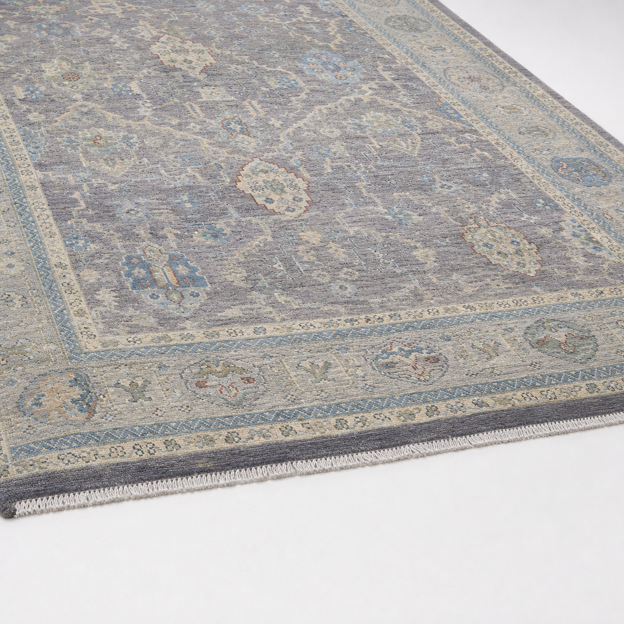 Khwab-e-Pari Afghan Ghazni wool rug, hand-knotted detail
