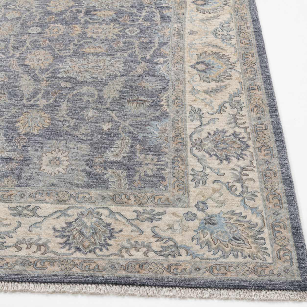 Zarafshan-e-Herat Afghan Ghazni wool rug, hand-knotted detail