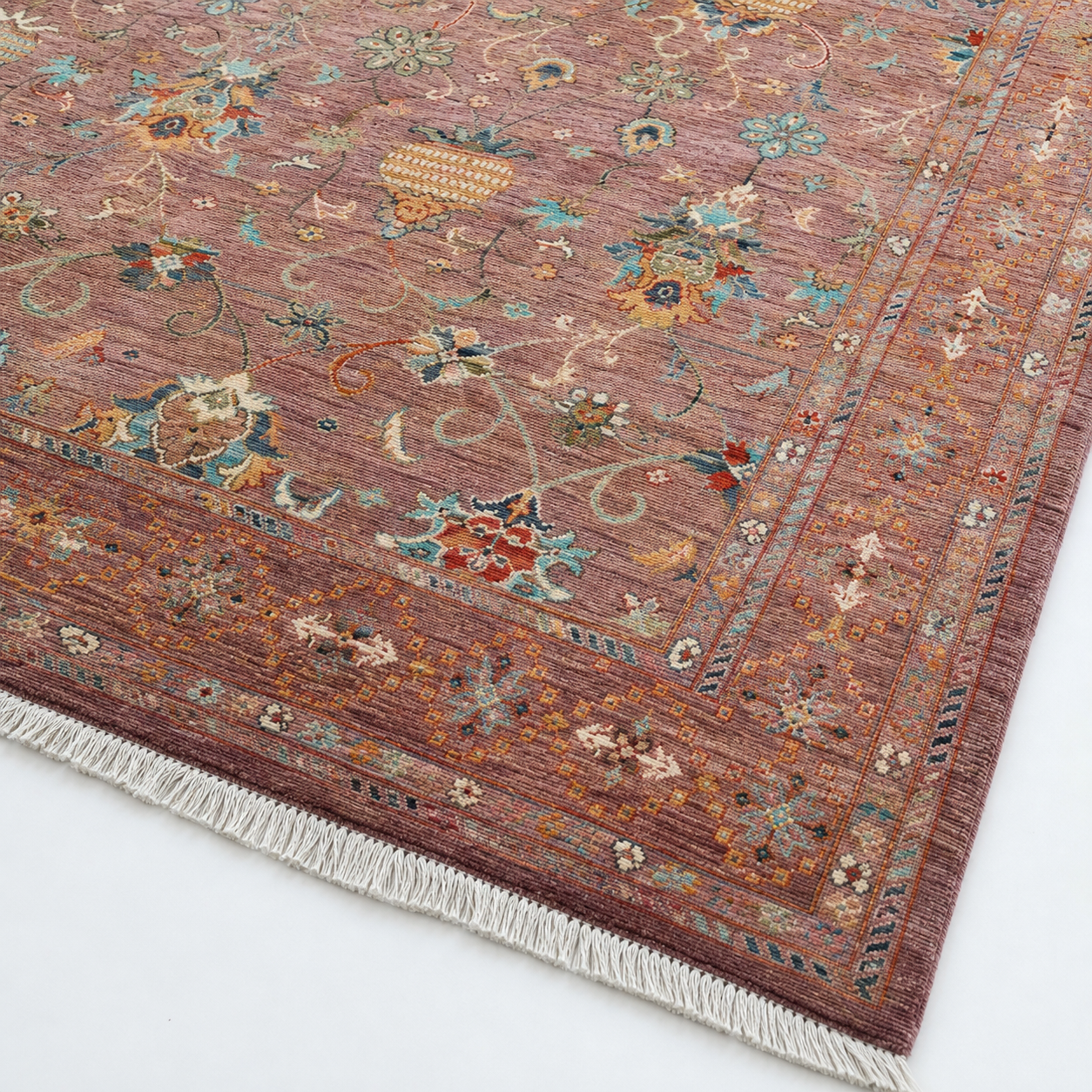 Gulab-e-Kunduz Afghan Ghazni wool rug, hand-knotted detail