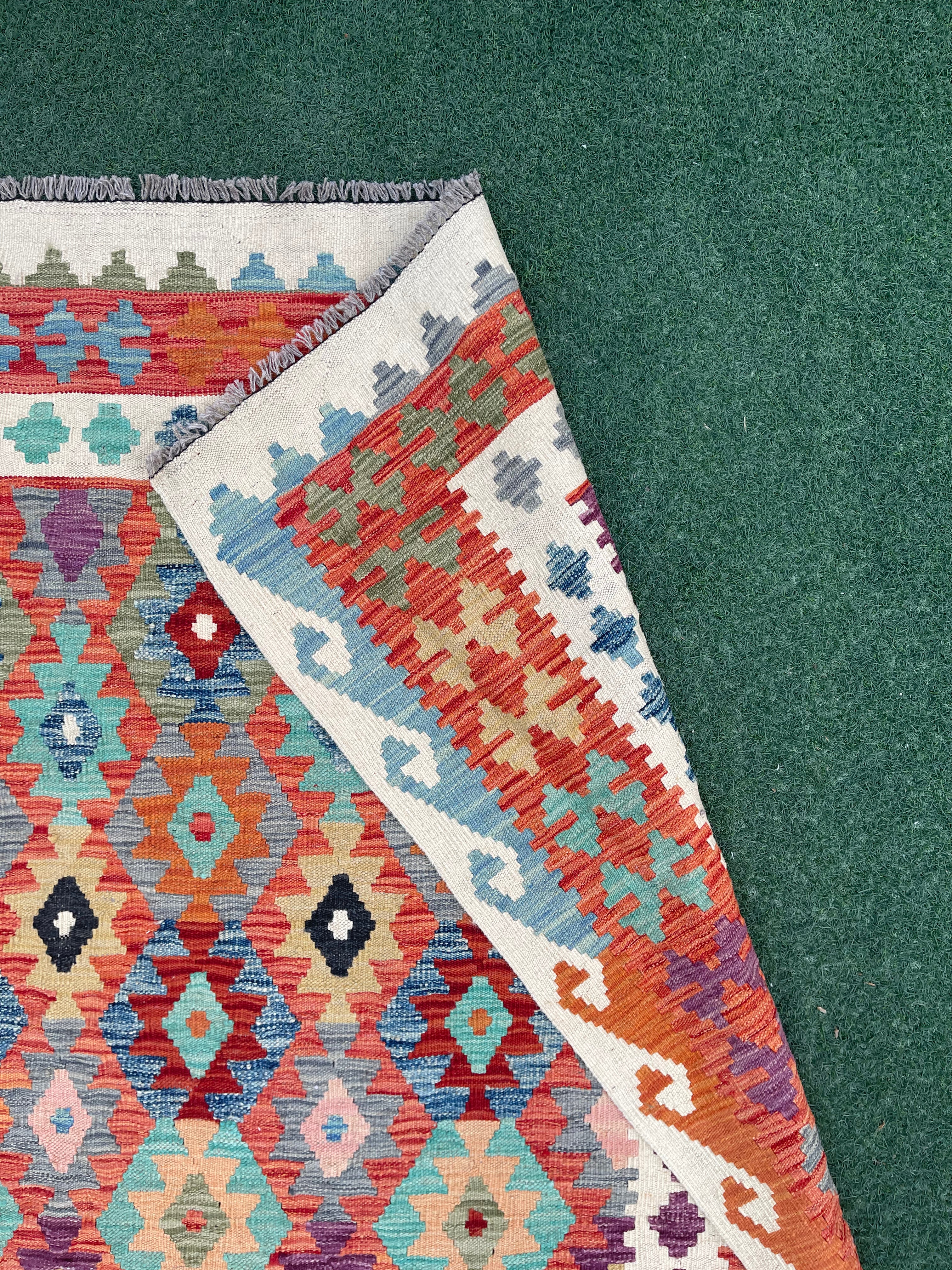 Faryab 879 - 333x267 CM Jerm | جِرْم 